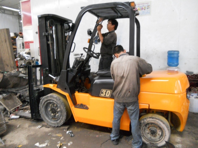 Hoàng Phúc chuyên sửa chữa xe nâng tại Đồng Nai và khu vực lân cận