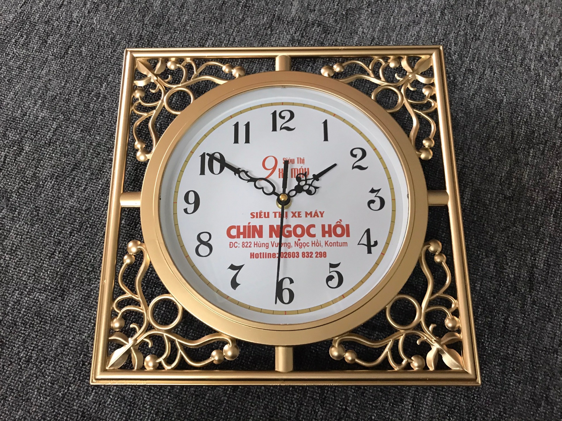 Sản xuất đồng hồ treo tường theo yêu cầu, đồng hồ in logo, tên công ty làm quà tặng