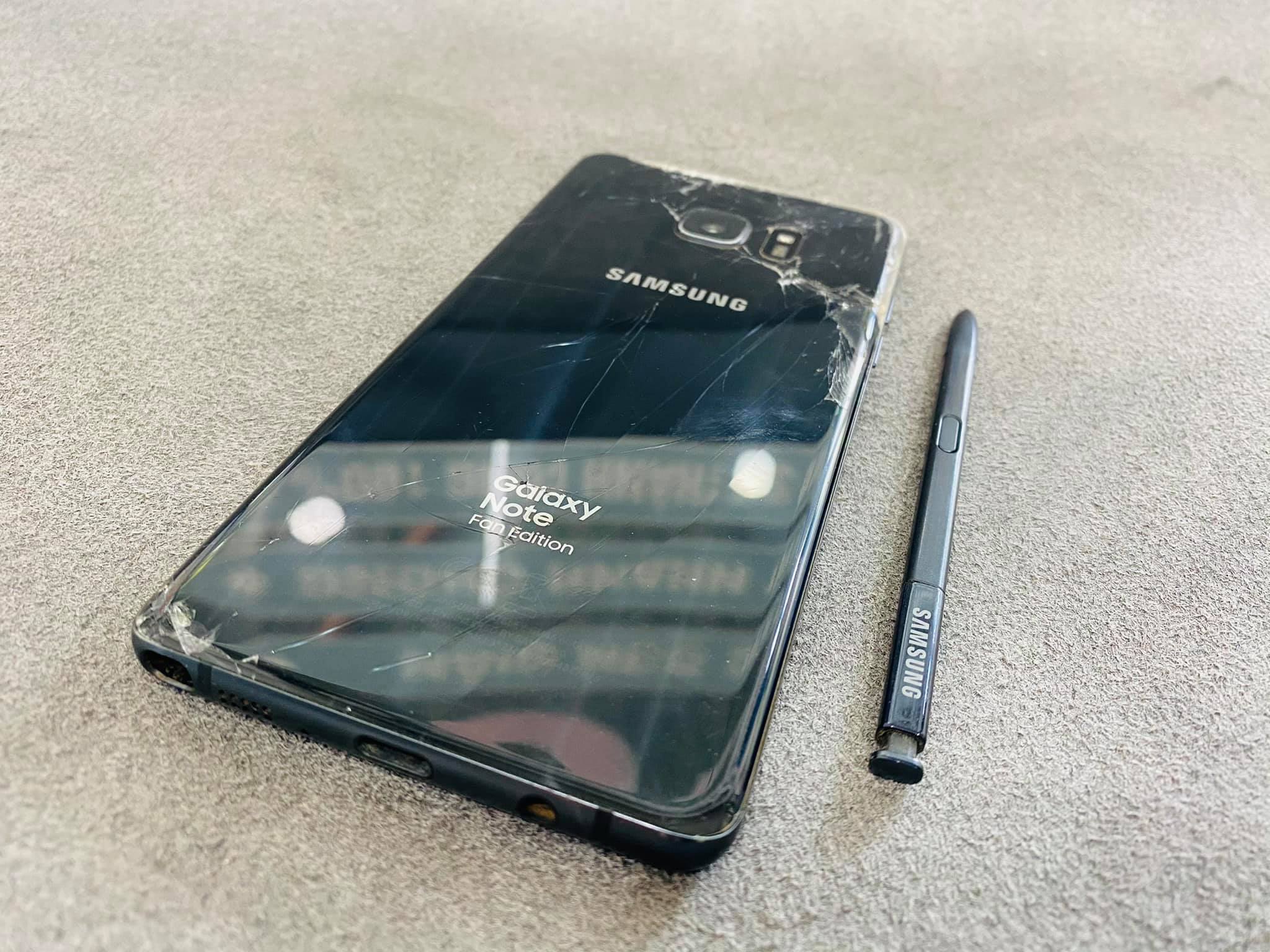 Thay Nắp Lưng Samsung Note FE Uy Tín Chất Lượng Số 1 Vũng Tàu